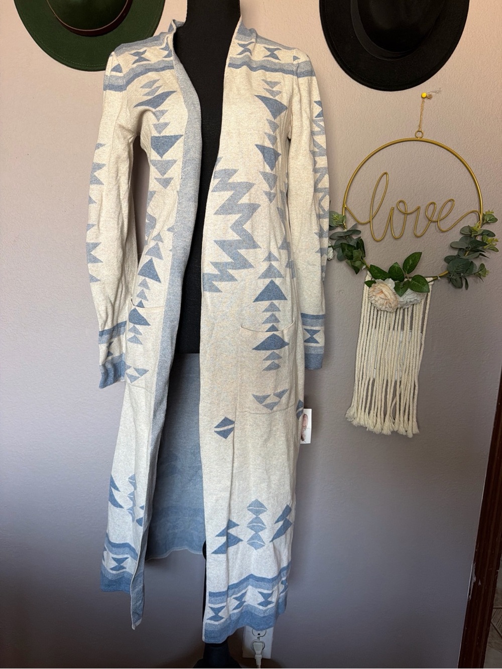 Jessica Simpson Light Gray Cardigan